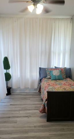 400 Washington Street, Shreveport, LA 71104