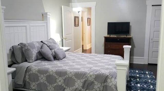 400 Washington Street, Shreveport, LA 71104