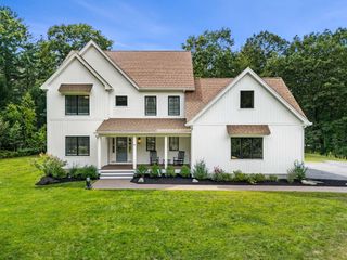 38 Kendall Pond Road, Windham, NH 03087