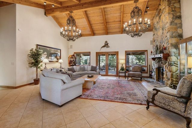 360 Sylvan Court, Verdi, NV 89439