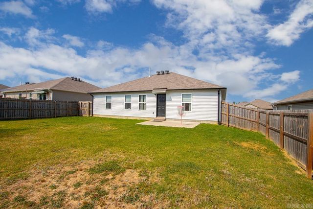 3016 Emerald Park Trail, Bauxite, AR 72011