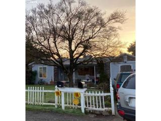 -1 Se 151ST Ave, Portland, OR 97233