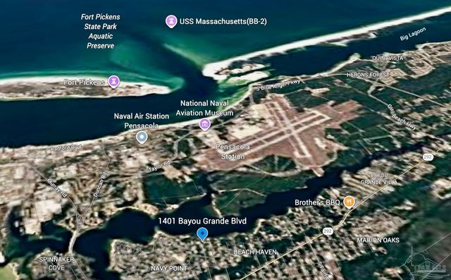 1401 Bayou Grande Blvd, Pensacola, FL 32507