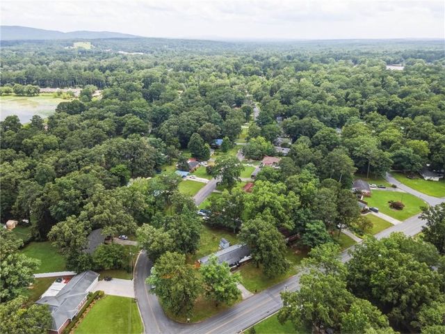 525 Elliott Drive NW, Rome, GA 30165