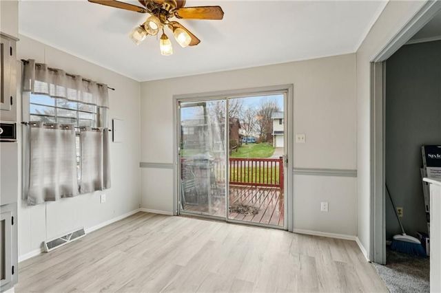 2715 Myrtle Dr, Lower Burrell, PA 15068