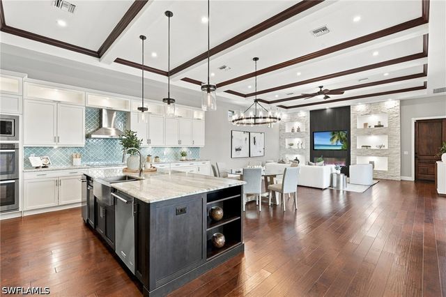 14800 Laguna DR, Fort Myers, FL 33908