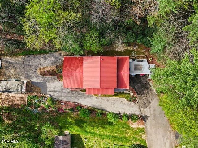 814 Dogwood Drive, Erwin, TN 37650
