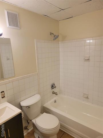 338 Saint Louis Avenue 1F, St Louis, MO 63135