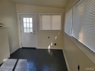 338 Saint Louis Avenue 1F, St Louis, MO 63135