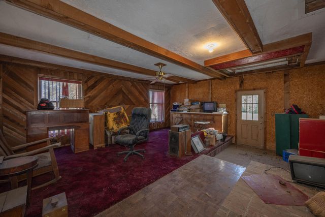 479 Bourbon Acres Road, Paris, KY 40361