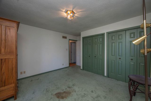 479 Bourbon Acres Road, Paris, KY 40361