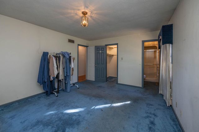 479 Bourbon Acres Road, Paris, KY 40361