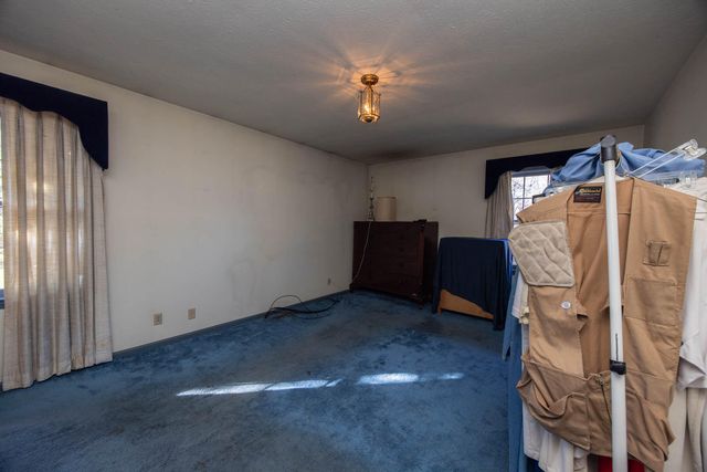 479 Bourbon Acres Road, Paris, KY 40361