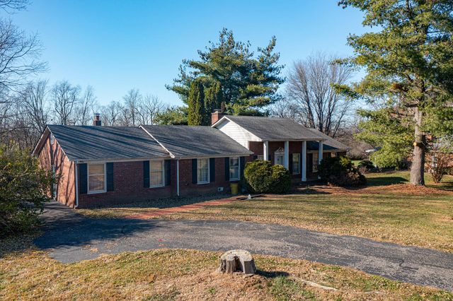 479 Bourbon Acres Road, Paris, KY 40361