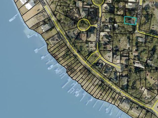 206 Jones Avenue, Niceville, FL 32578