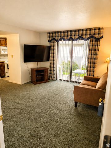 1930 N 750 W, Centerville, UT 84014