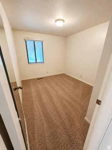 1930 N 750 W, Centerville, UT 84014