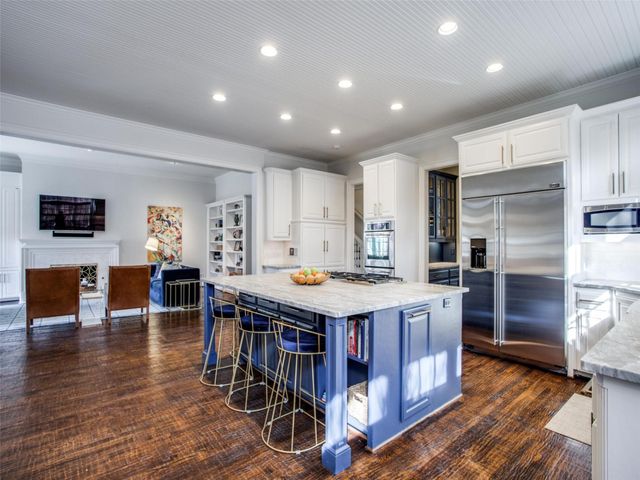 3909 Greenbrier Drive, University Park, TX 75225