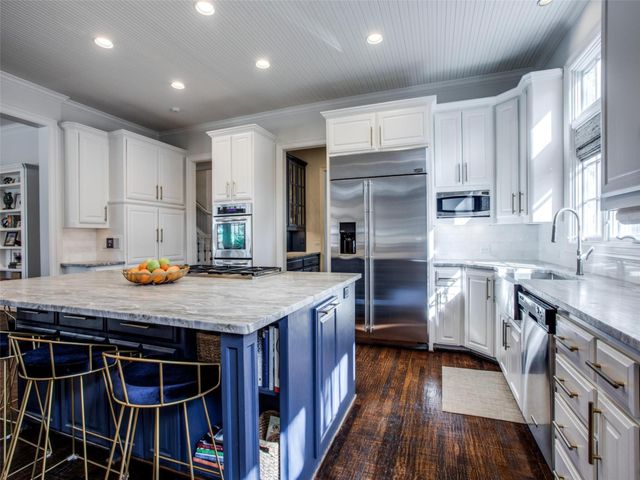 3909 Greenbrier Drive, University Park, TX 75225