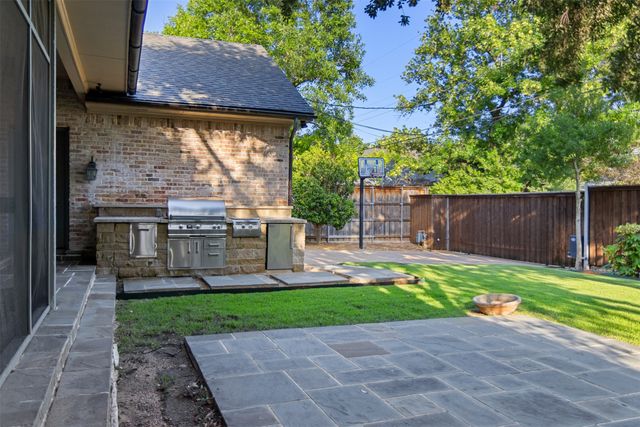 3909 Greenbrier Drive, University Park, TX 75225