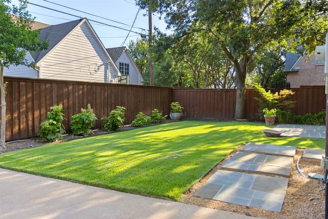 3909 Greenbrier Drive, University Park, TX 75225