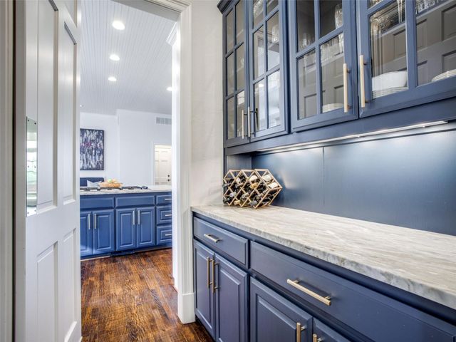 3909 Greenbrier Drive, University Park, TX 75225