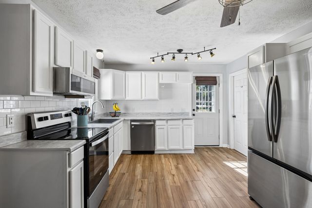 277 S Meribeth Ln, Christiana, TN 37037