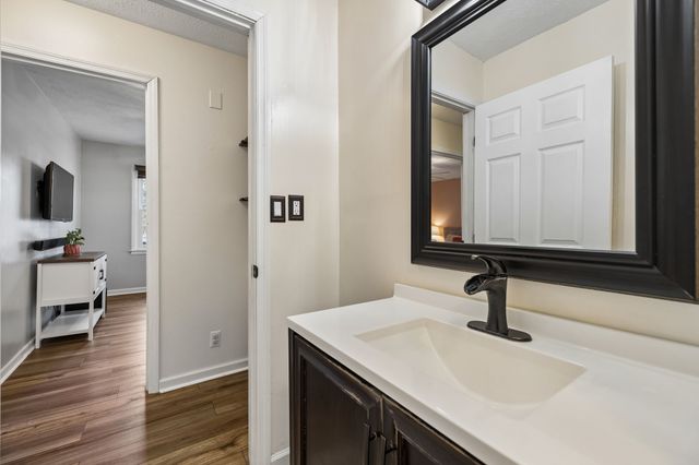 277 S Meribeth Ln, Christiana, TN 37037