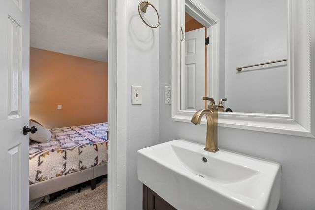 277 S Meribeth Ln, Christiana, TN 37037