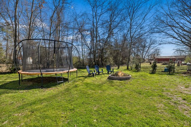 277 S Meribeth Ln, Christiana, TN 37037