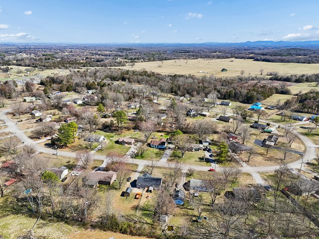 277 S Meribeth Ln, Christiana, TN 37037
