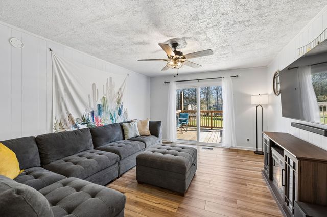 277 S Meribeth Ln, Christiana, TN 37037