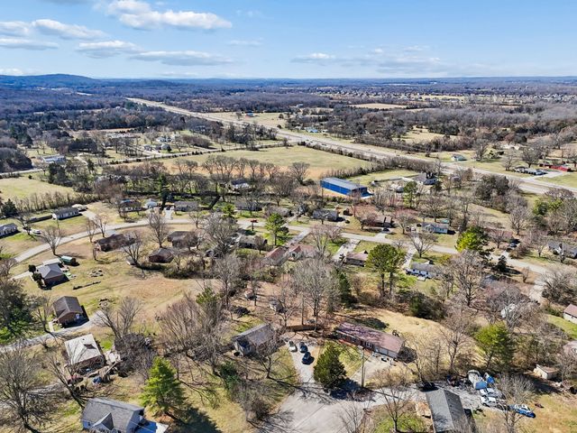 277 S Meribeth Ln, Christiana, TN 37037