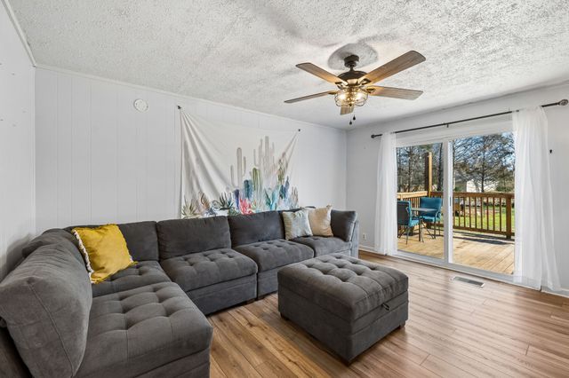 277 S Meribeth Ln, Christiana, TN 37037