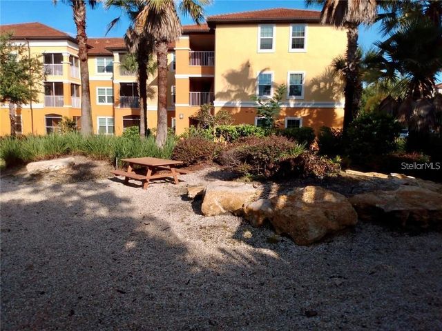 5447 VINELAND ROAD 1111, Orlando, FL 32811