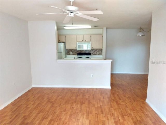 5447 VINELAND ROAD 1111, Orlando, FL 32811