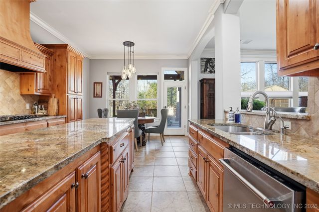 18810 Timberlake Drive, Claremore, OK 74017