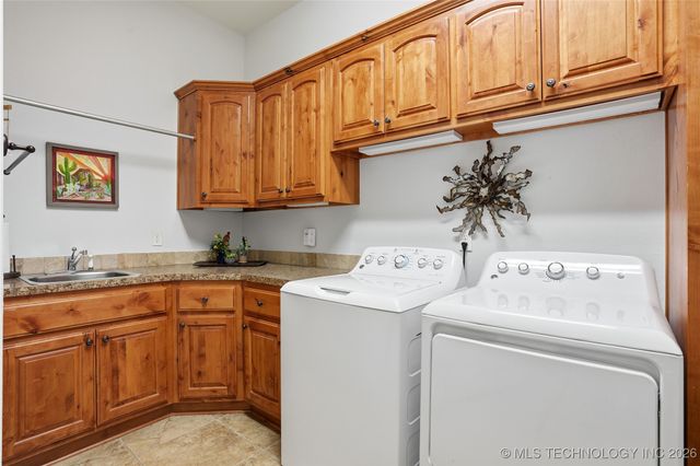 18810 Timberlake Drive, Claremore, OK 74017