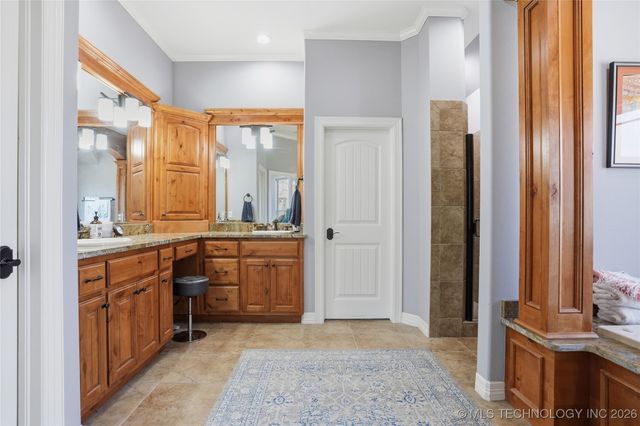 18810 Timberlake Drive, Claremore, OK 74017