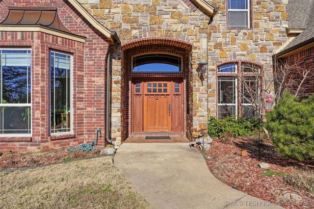 18810 Timberlake Drive, Claremore, OK 74017