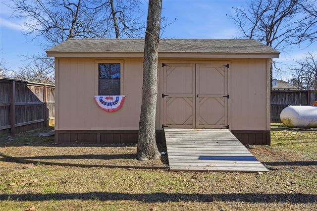 18810 Timberlake Drive, Claremore, OK 74017