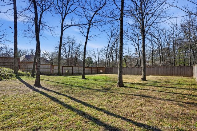 18810 Timberlake Drive, Claremore, OK 74017