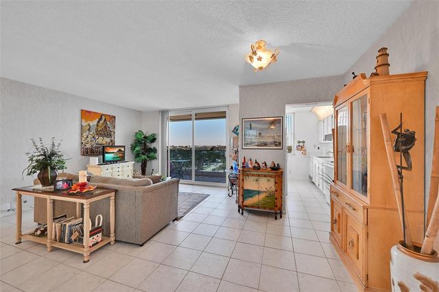 2639 N Riverside Drive 1005, Pompano Beach, FL 33062