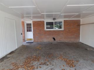 104 Crestview Drive, Hitchcock, TX 77563