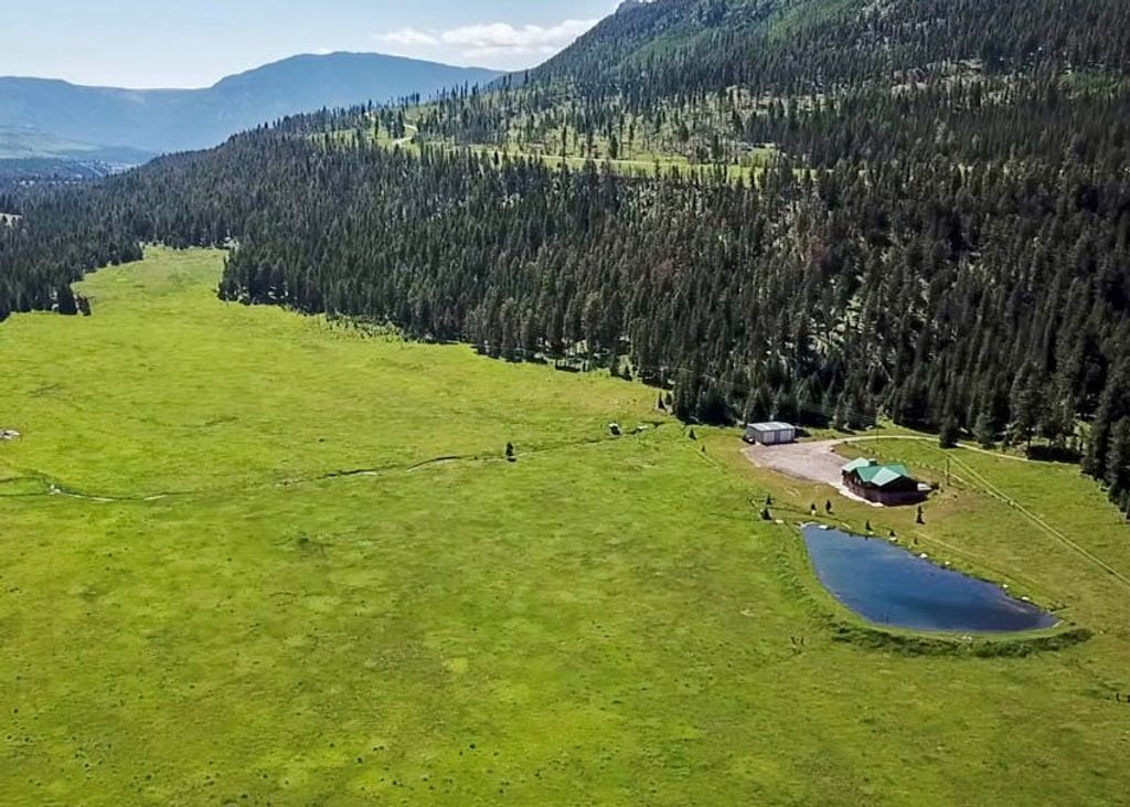 2978 Hwy 296, Cody, WY 82414 photo 11