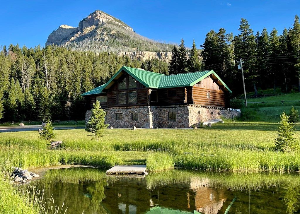 2978 Hwy 296, Cody, WY 82414 photo 6