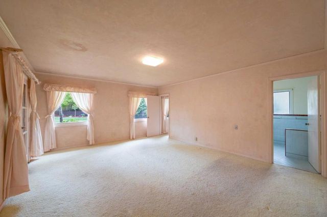 1735 Crockett Lane, Hillsborough, CA 94010