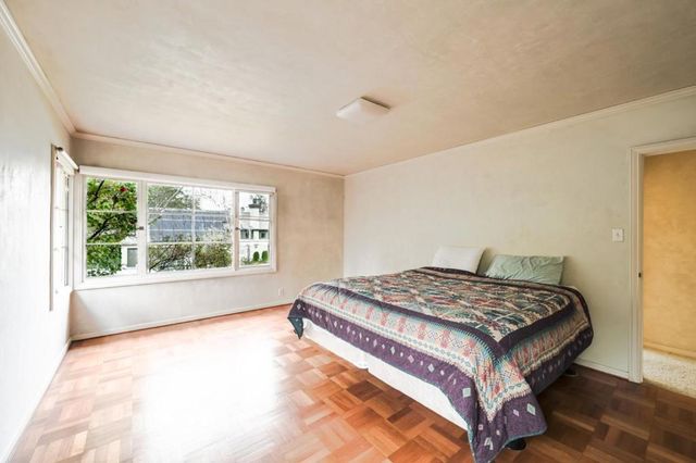 1735 Crockett Lane, Hillsborough, CA 94010