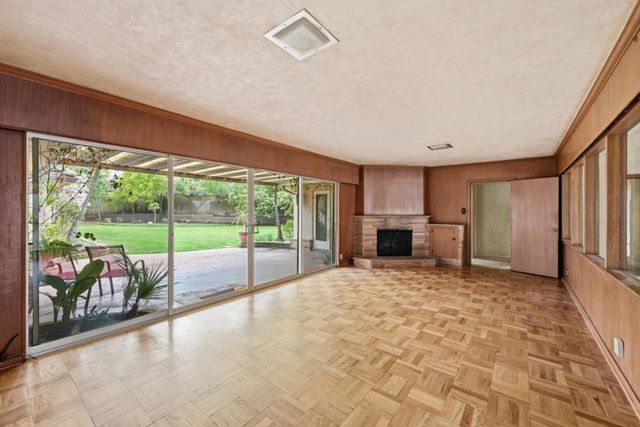 1735 Crockett Lane, Hillsborough, CA 94010