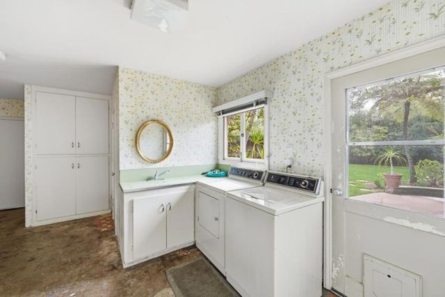 1735 Crockett Lane, Hillsborough, CA 94010